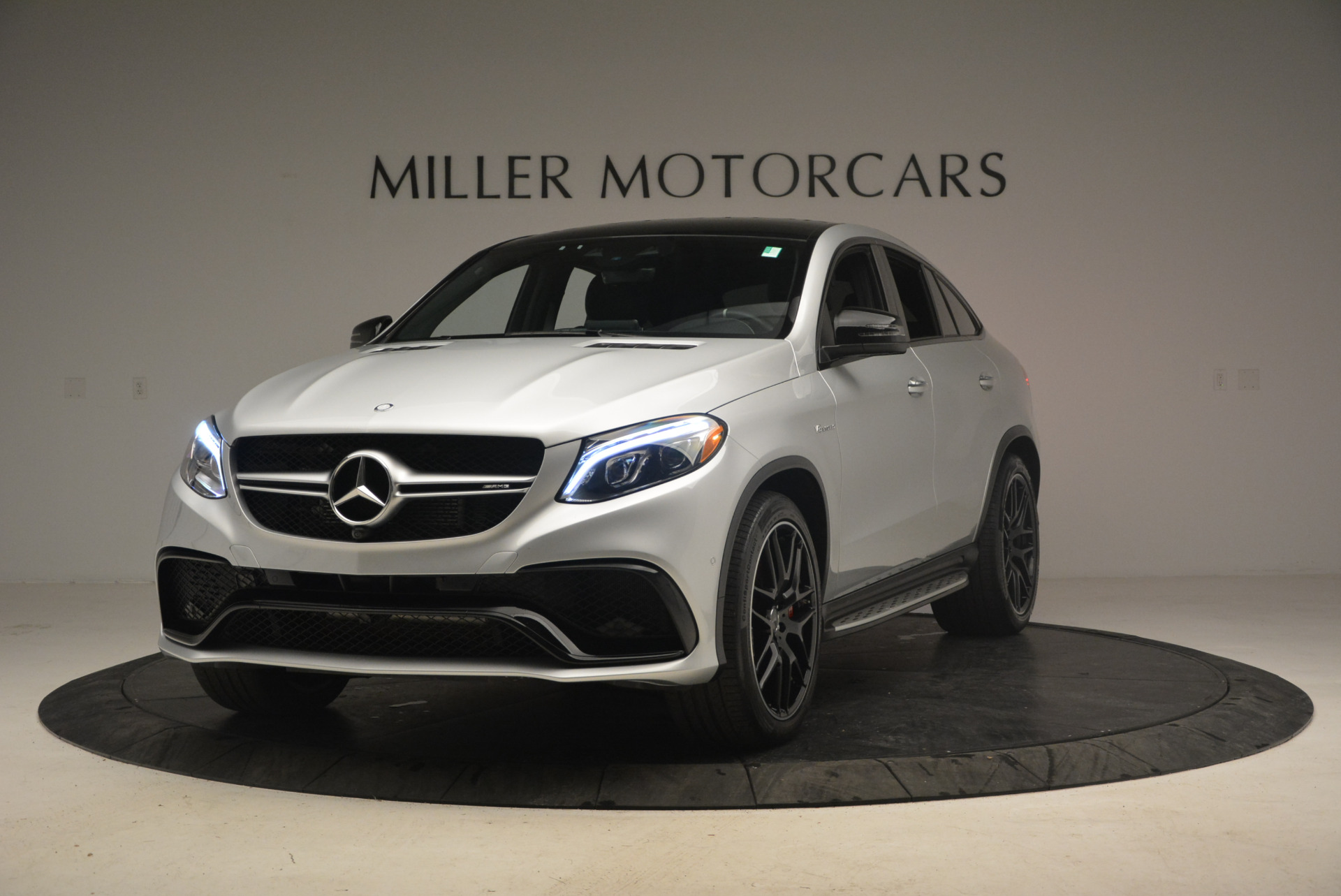 Used 2016 Mercedes-Benz AMG GLE63 S for sale Sold at McLaren Greenwich in Greenwich CT 06830 1