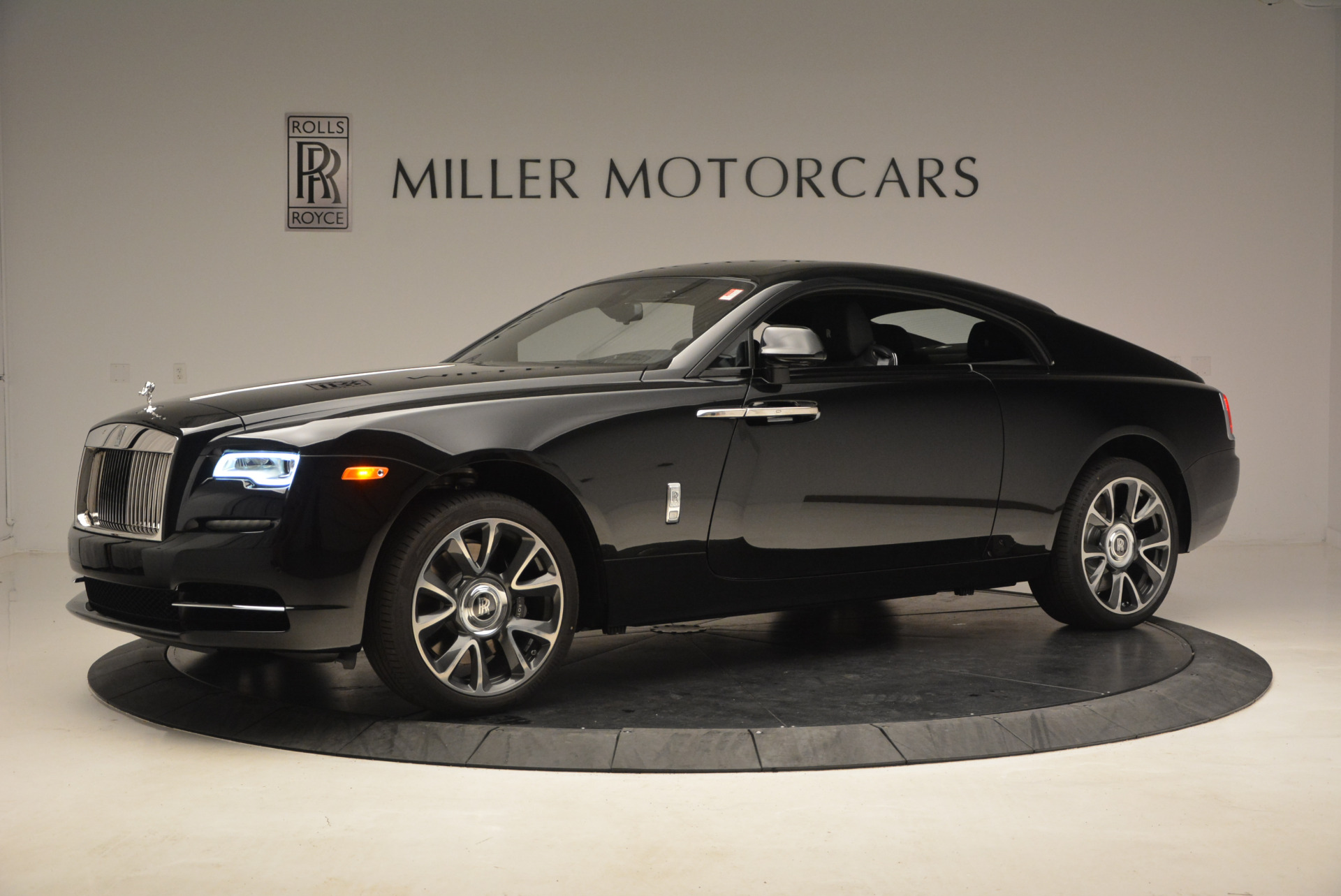 2018 RollsRoyce Wraith Black Badge  Walkaround in 4K  YouTube