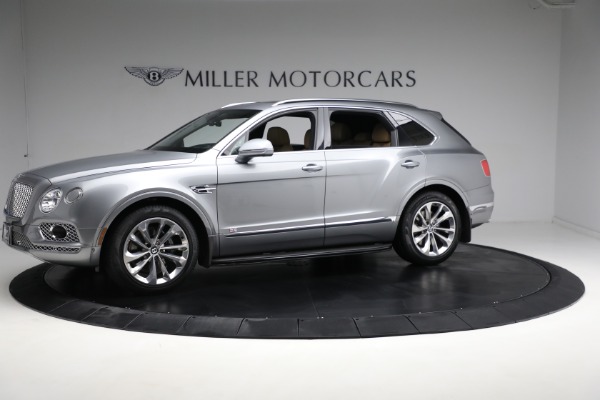 Used 2018 Bentley Bentayga W12 Signature Edition for sale Sold at McLaren Greenwich in Greenwich CT 06830 2