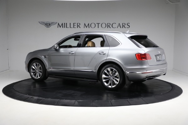 Used 2018 Bentley Bentayga W12 Signature Edition for sale Sold at McLaren Greenwich in Greenwich CT 06830 4