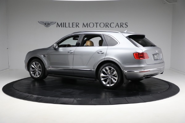 Used 2018 Bentley Bentayga W12 Signature Edition for sale $94,900 at McLaren Greenwich in Greenwich CT 06830 4