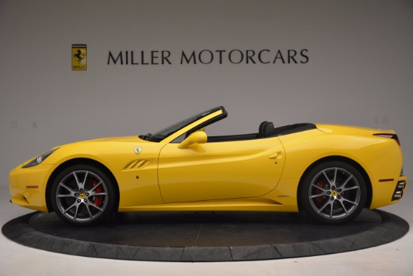 Used 2011 Ferrari California for sale Sold at McLaren Greenwich in Greenwich CT 06830 3