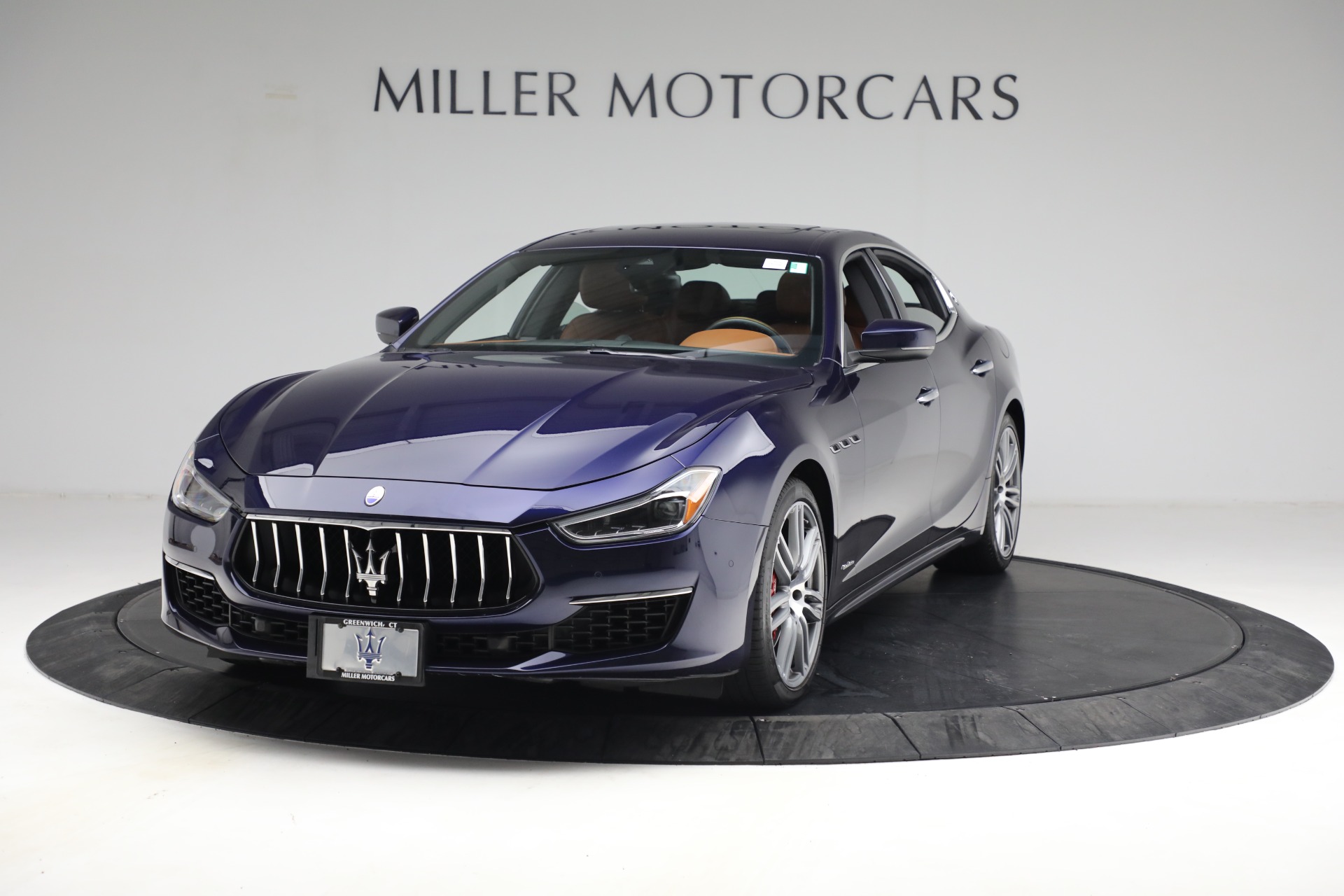 Used 2018 Maserati Ghibli S Q4 GranLusso for sale Sold at McLaren Greenwich in Greenwich CT 06830 1
