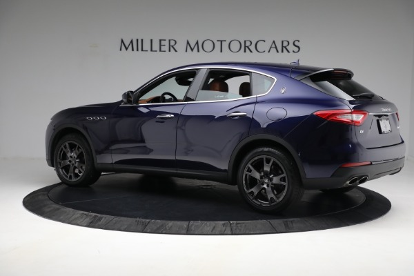 Used 2018 Maserati Levante Q4 for sale Sold at McLaren Greenwich in Greenwich CT 06830 4