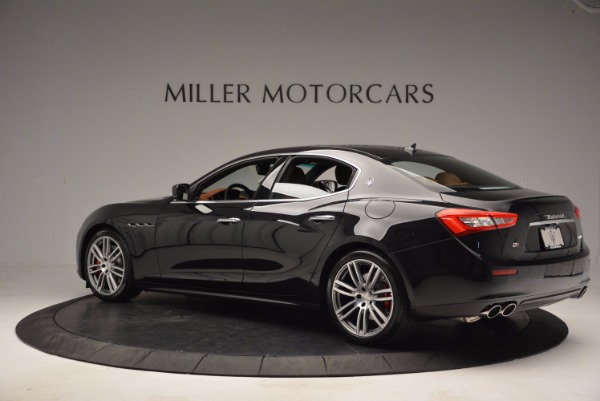 Used 2014 Maserati Ghibli S Q4 for sale Sold at McLaren Greenwich in Greenwich CT 06830 4