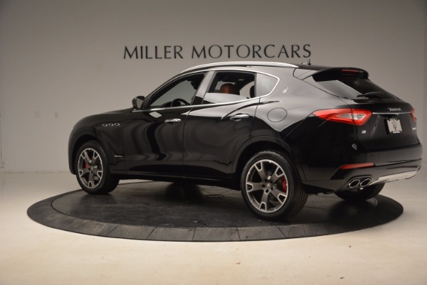 New 2018 Maserati Levante Q4 GranLusso for sale Sold at McLaren Greenwich in Greenwich CT 06830 4