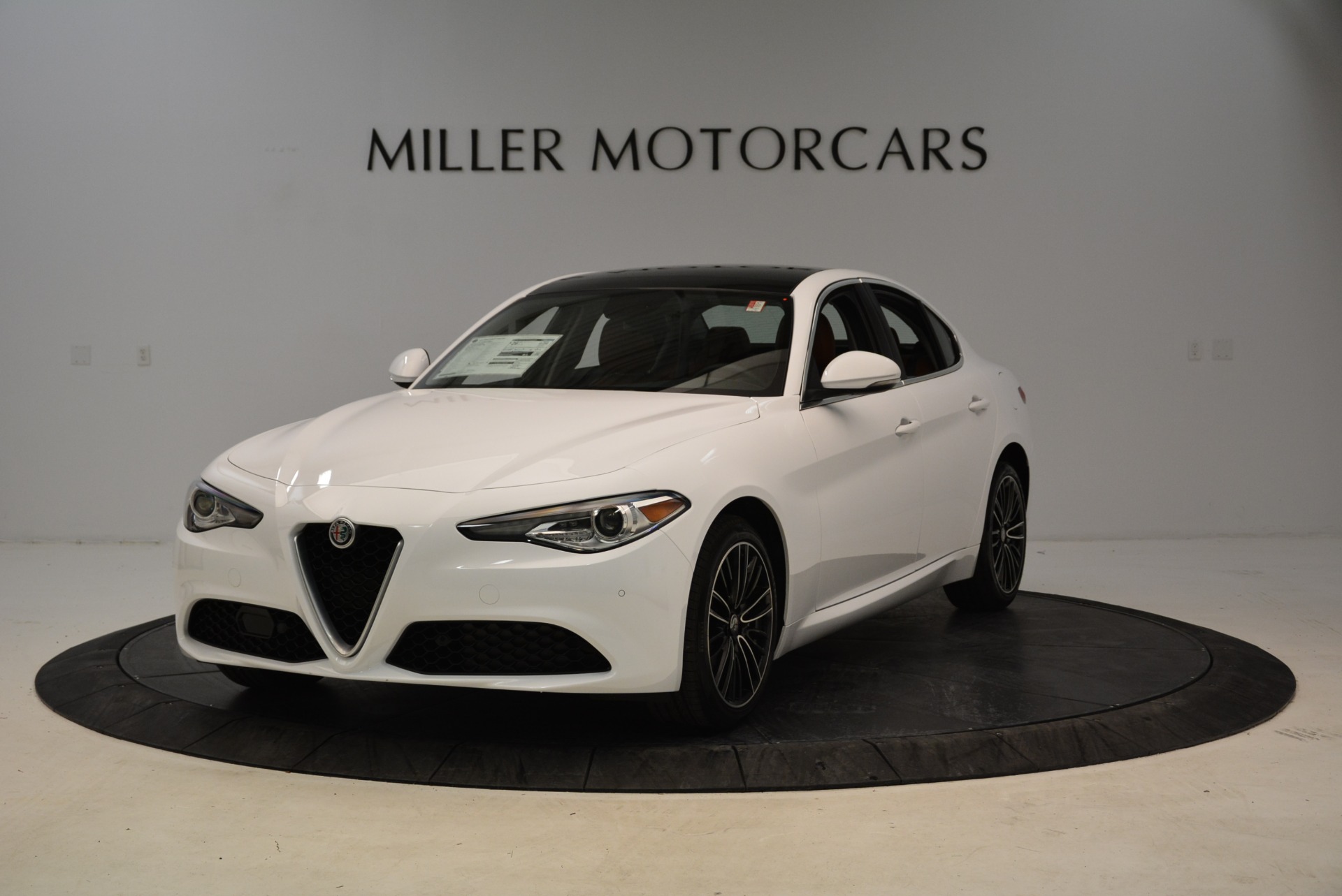 New 2018 Alfa Romeo Giulia Ti Lusso Q4 for sale Sold at McLaren Greenwich in Greenwich CT 06830 1