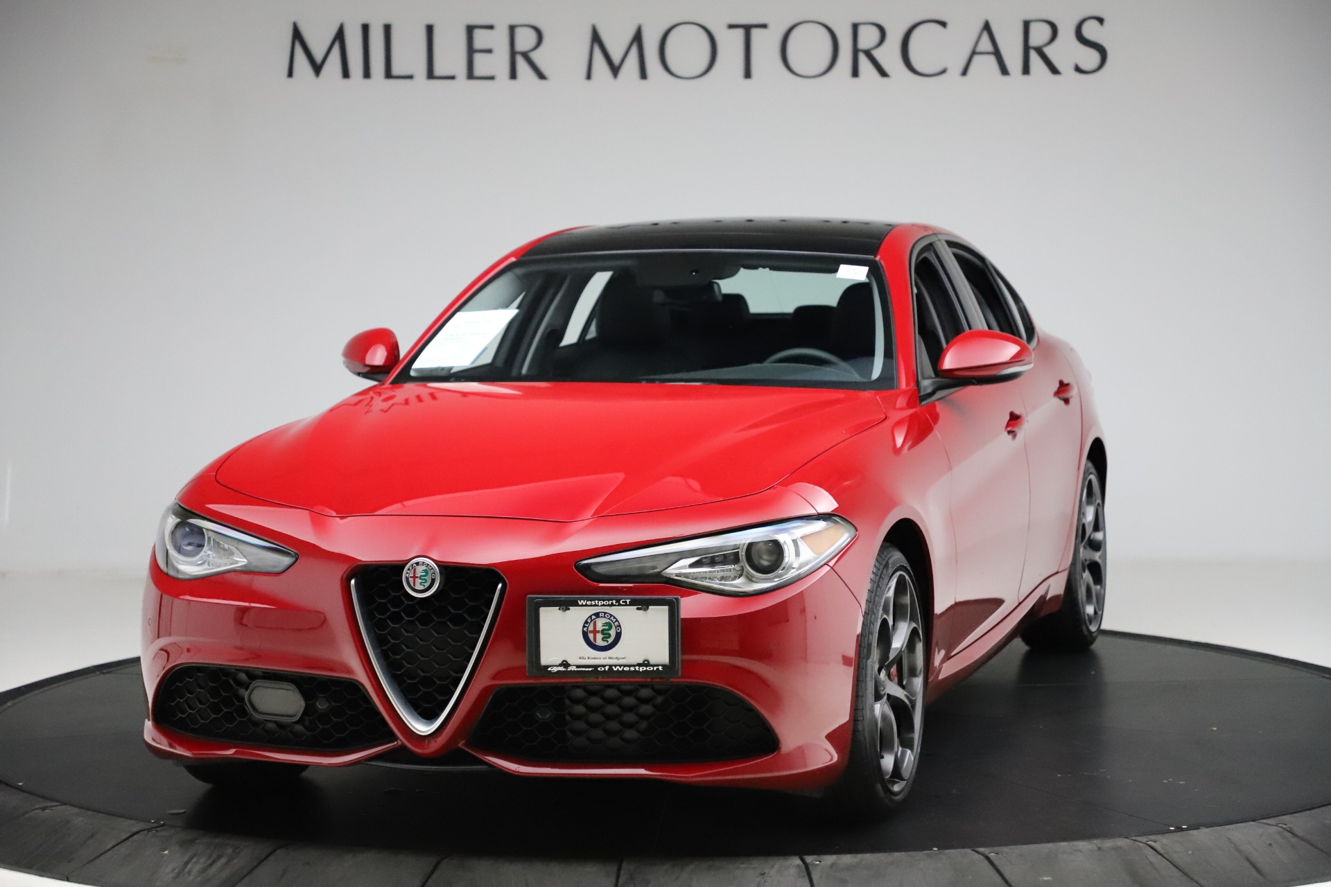 Used 2018 Alfa Romeo Giulia Ti Sport Q4 for sale Sold at McLaren Greenwich in Greenwich CT 06830 1