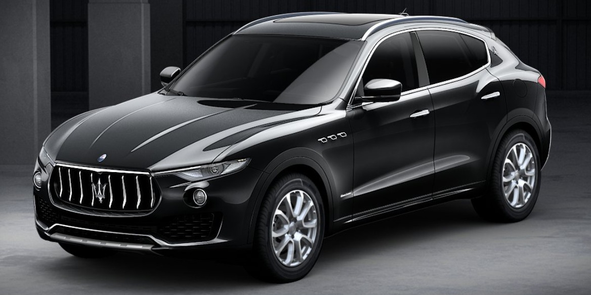 New 2018 Maserati Levante Q4 GranLusso for sale Sold at McLaren Greenwich in Greenwich CT 06830 1