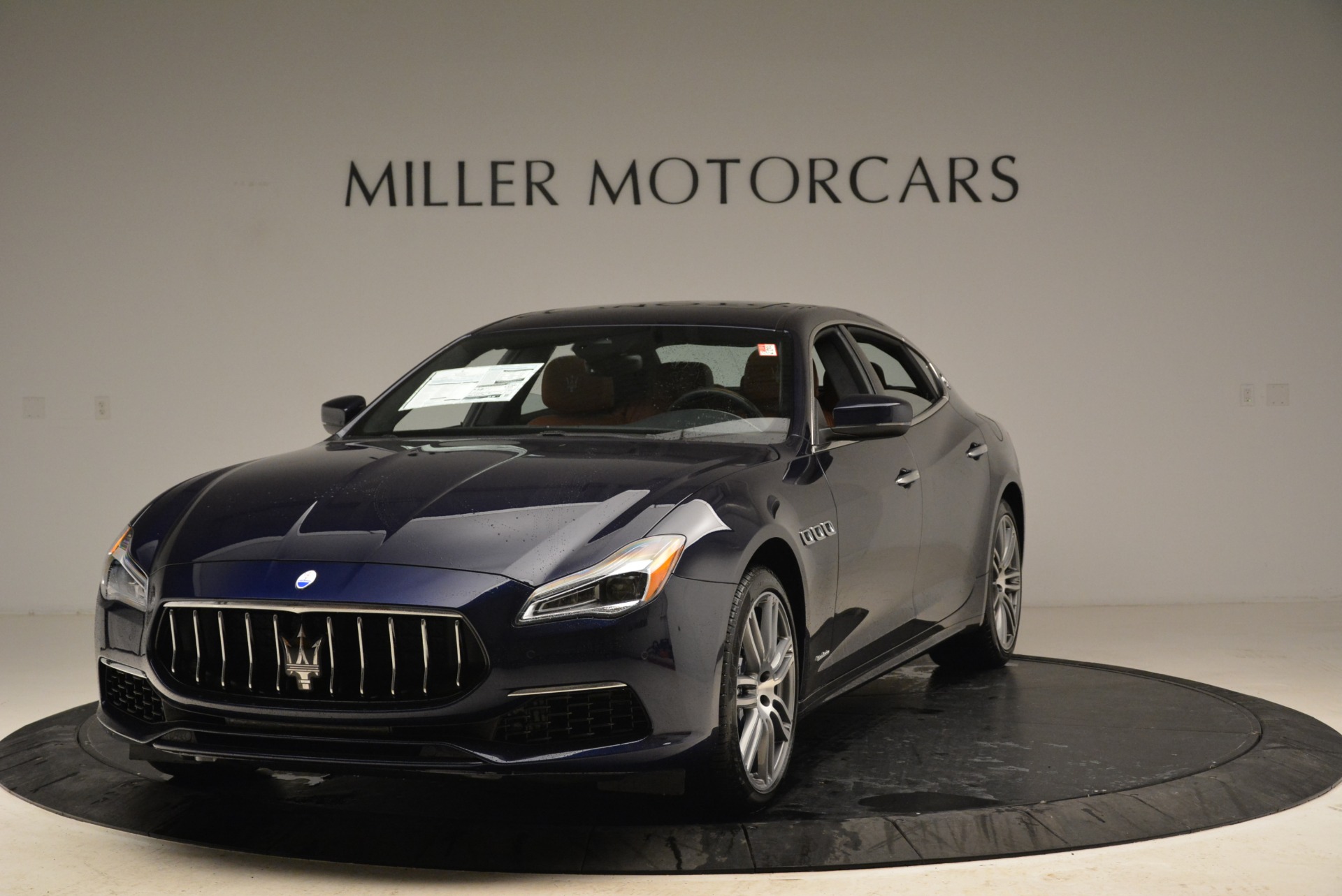 New 2018 Maserati Quattroporte S Q4 GranLusso for sale Sold at McLaren Greenwich in Greenwich CT 06830 1