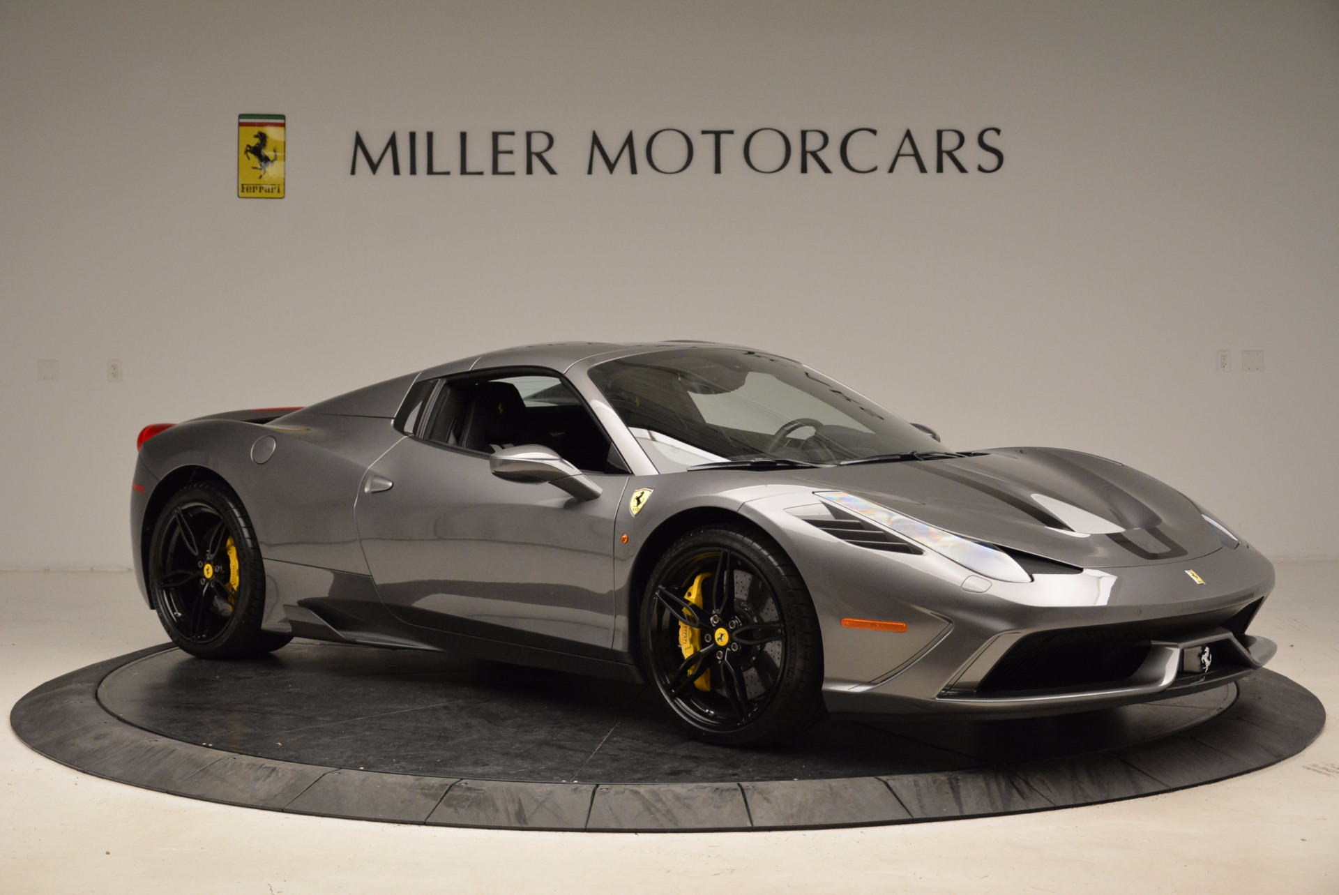Ferrari 458 Italia сзади