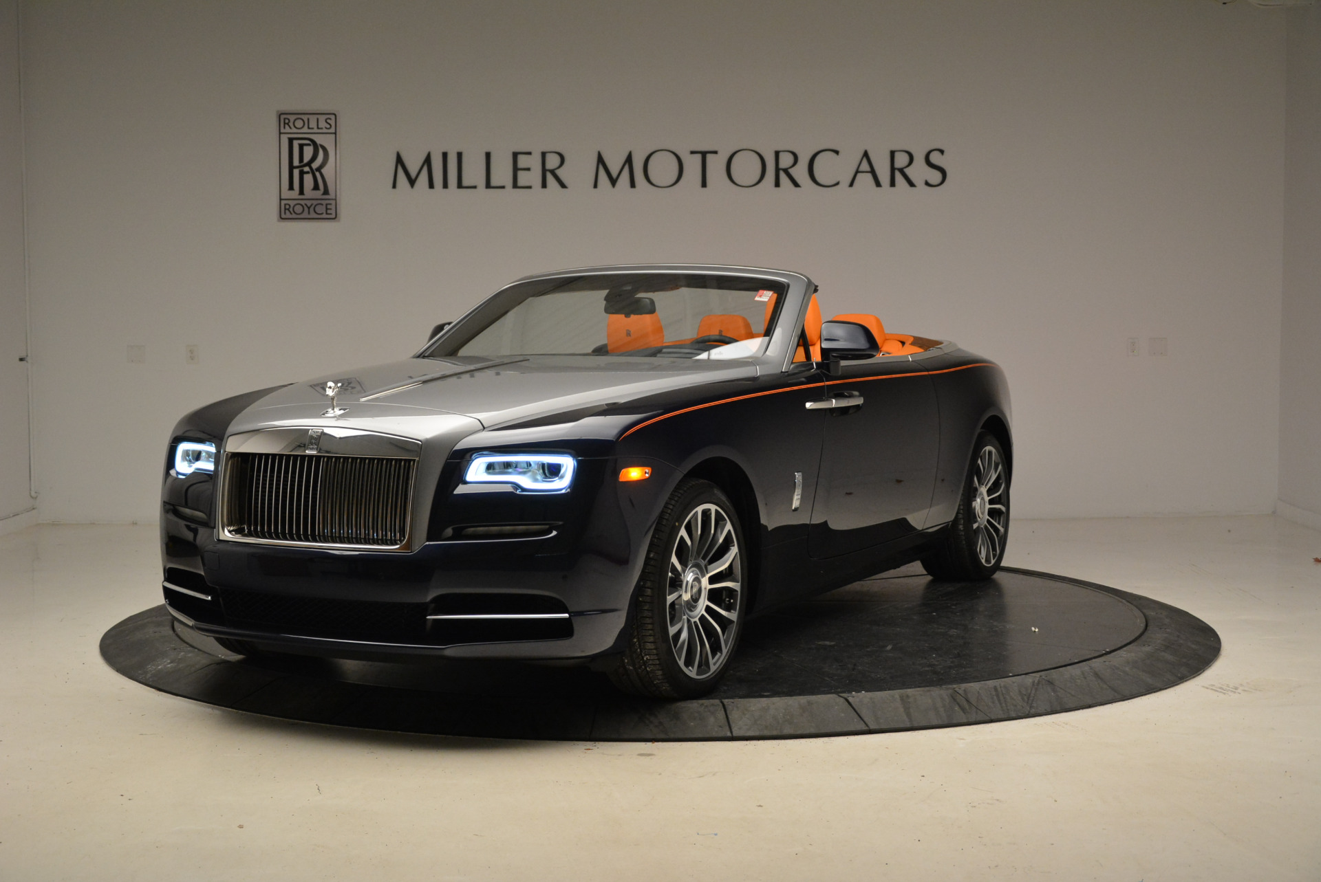 New 2018 Rolls-Royce Dawn for sale Sold at McLaren Greenwich in Greenwich CT 06830 1