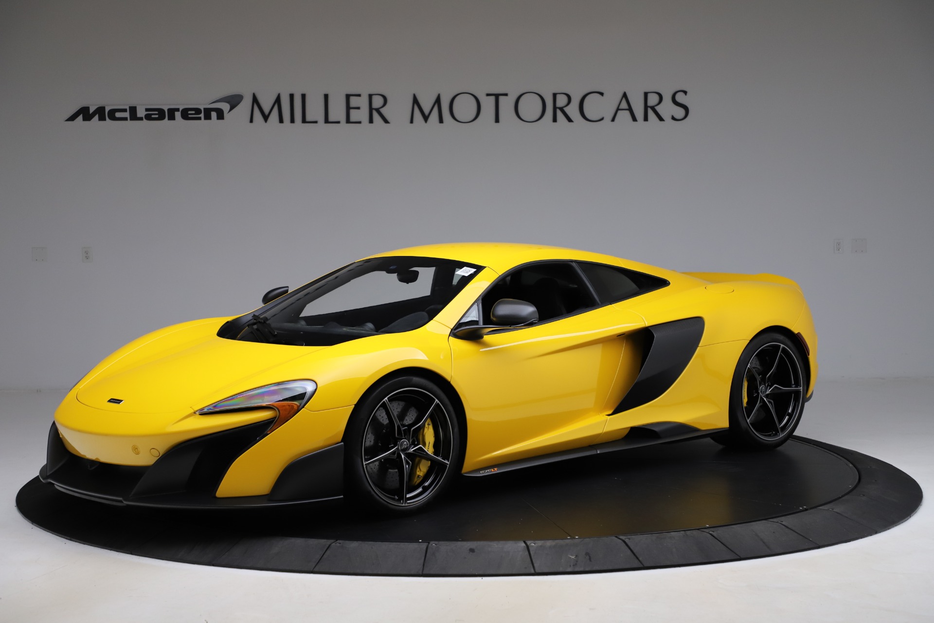 Used 2016 McLaren 675LT for sale Sold at McLaren Greenwich in Greenwich CT 06830 1