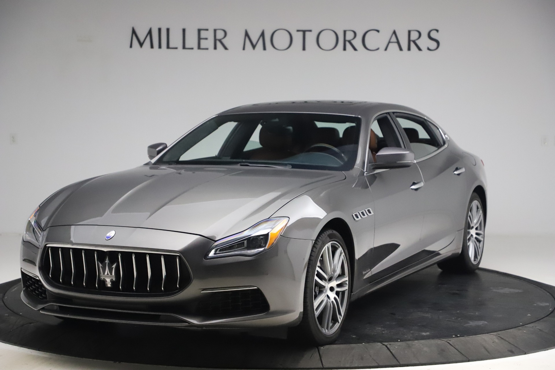 Used 2018 Maserati Quattroporte S Q4 GranLusso for sale Sold at McLaren Greenwich in Greenwich CT 06830 1