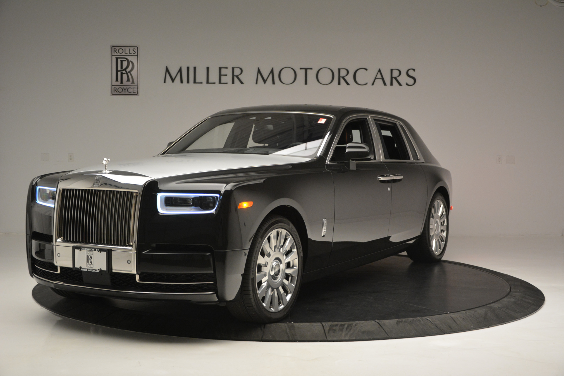Used 2018 Rolls-Royce Phantom for sale Sold at McLaren Greenwich in Greenwich CT 06830 1