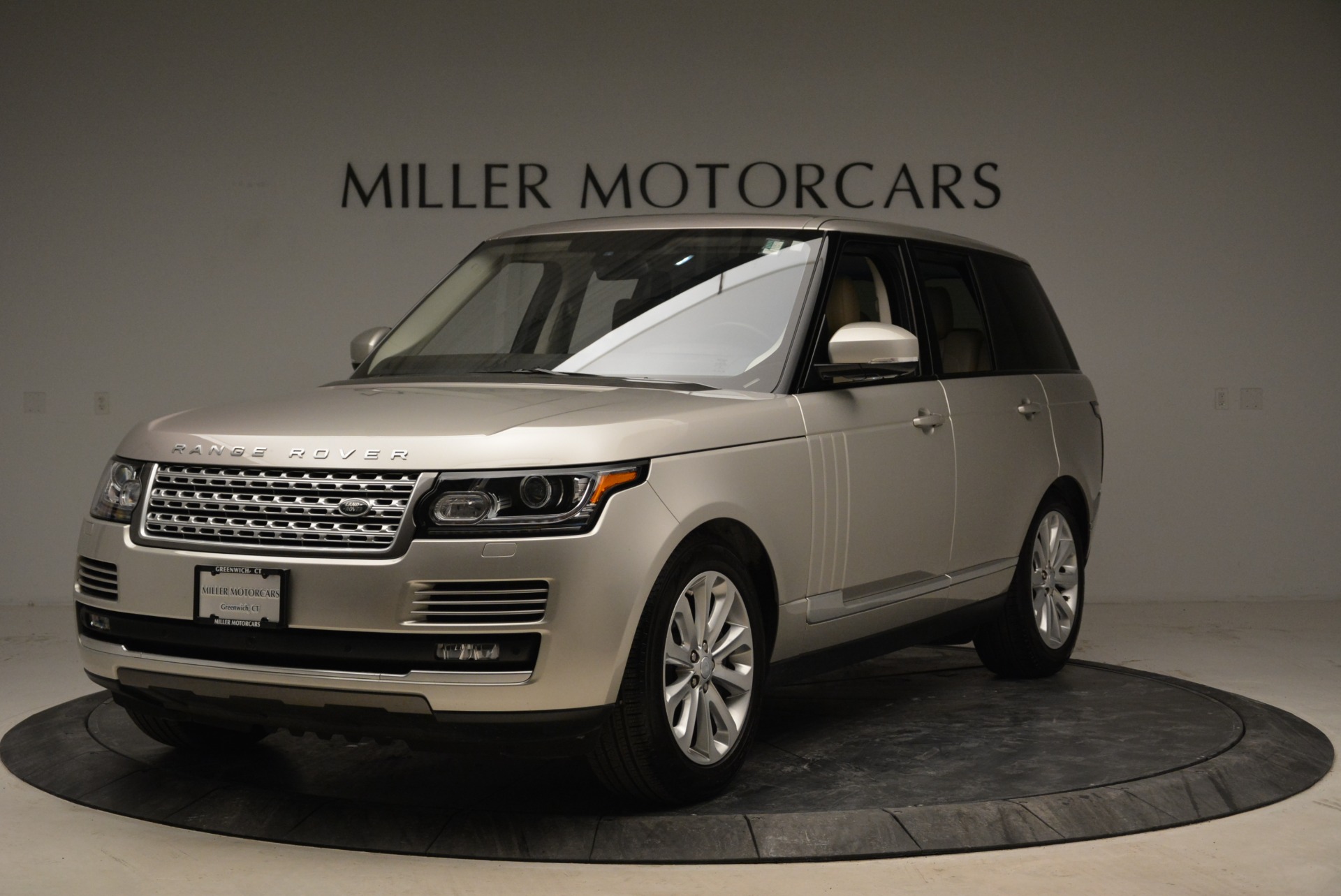 Used 2016 Land Rover Range Rover HSE for sale Sold at McLaren Greenwich in Greenwich CT 06830 1