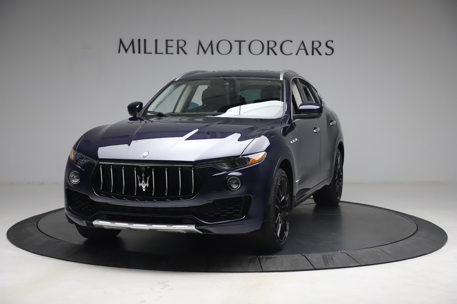 Used 2018 Maserati Levante S Q4 GranLusso for sale Sold at McLaren Greenwich in Greenwich CT 06830 1