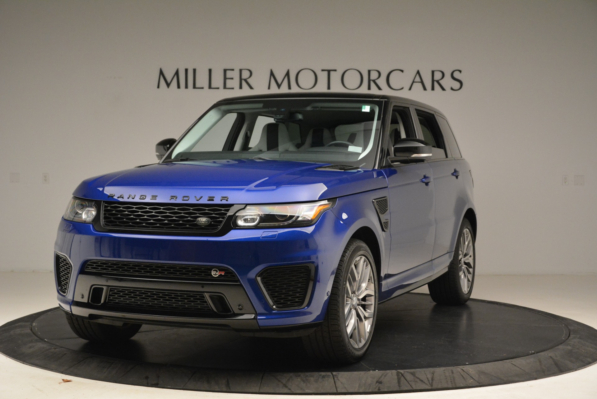 Used 2015 Land Rover Range Rover Sport SVR for sale Sold at McLaren Greenwich in Greenwich CT 06830 1