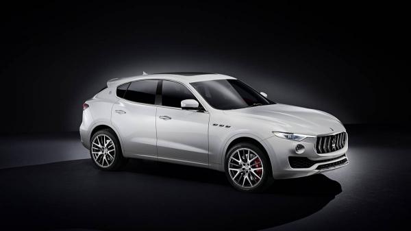 New 2017 Maserati Levante for sale Sold at McLaren Greenwich in Greenwich CT 06830 3