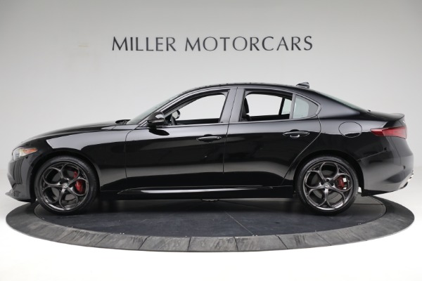 Used 2018 Alfa Romeo Giulia Ti Sport Q4 for sale Sold at McLaren Greenwich in Greenwich CT 06830 3