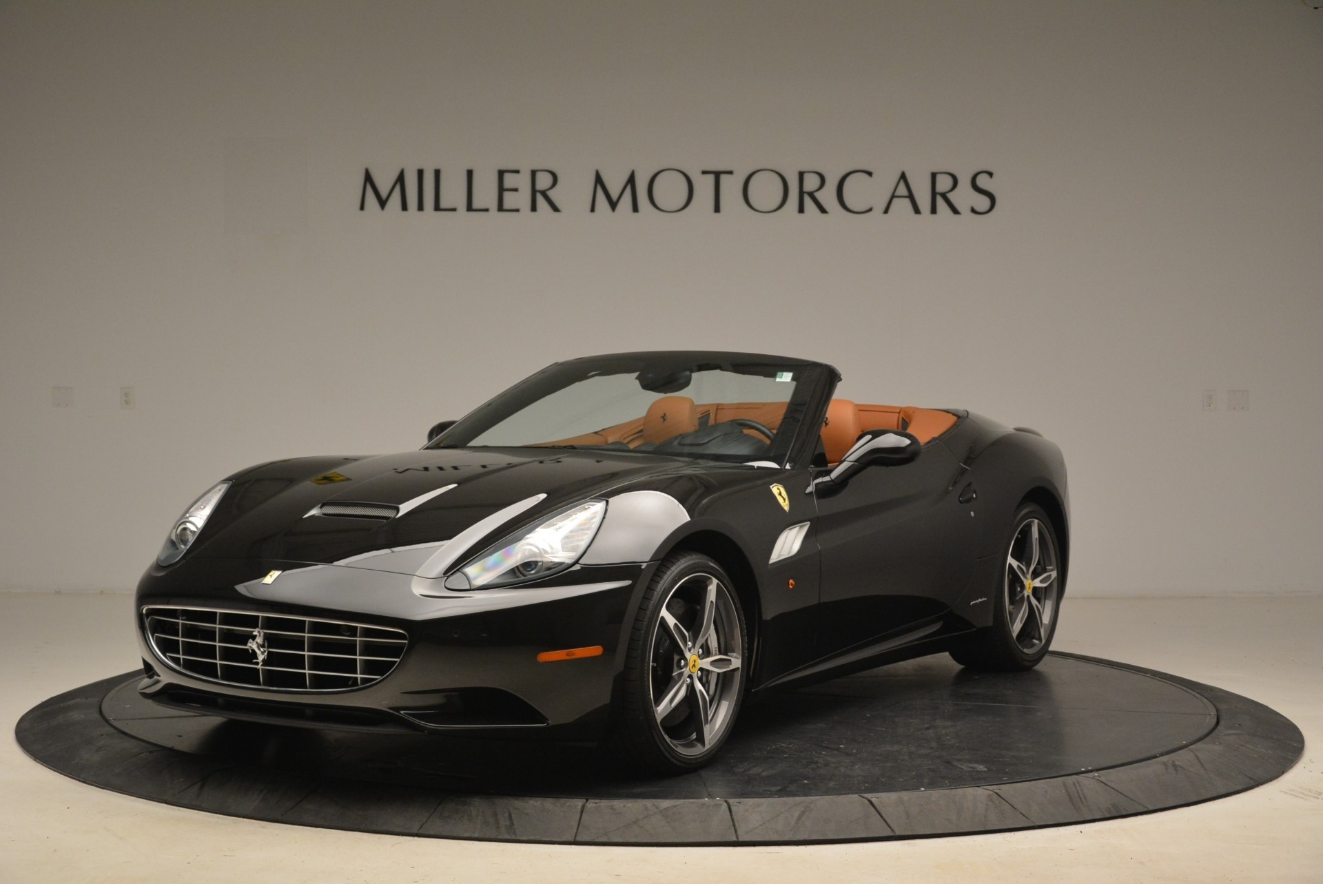 Used 2014 Ferrari California 30 for sale Sold at McLaren Greenwich in Greenwich CT 06830 1