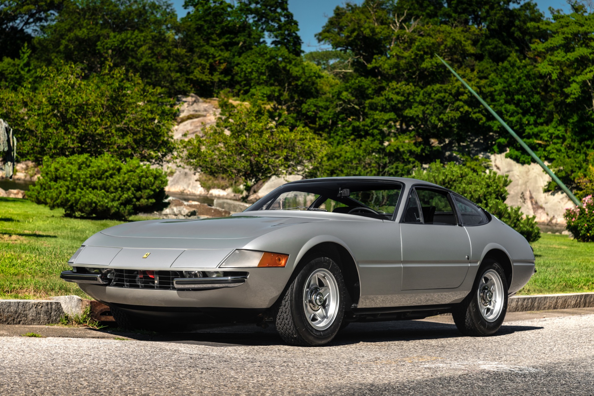 Used 1971 Ferrari 365 GTB/4 Daytona for sale Sold at McLaren Greenwich in Greenwich CT 06830 1