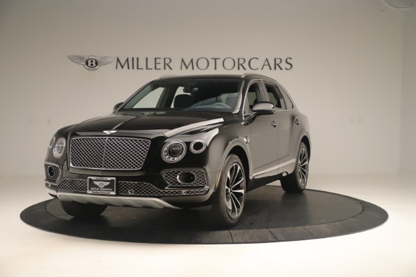 Used 2018 Bentley Bentayga W12 Signature for sale Sold at McLaren Greenwich in Greenwich CT 06830 1