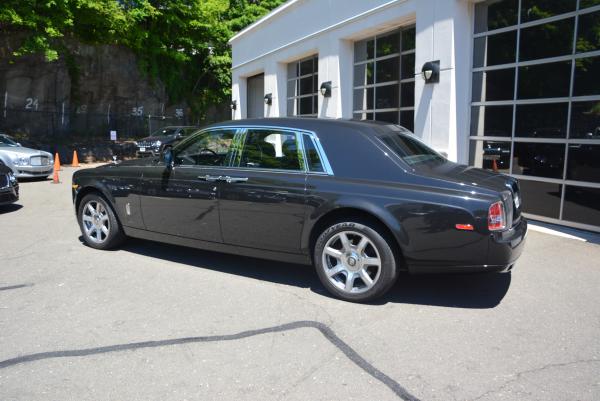 New 2016 Rolls-Royce Phantom for sale Sold at McLaren Greenwich in Greenwich CT 06830 4