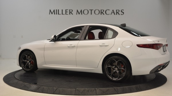 New 2018 Alfa Romeo Giulia Ti Sport Q4 for sale Sold at McLaren Greenwich in Greenwich CT 06830 4