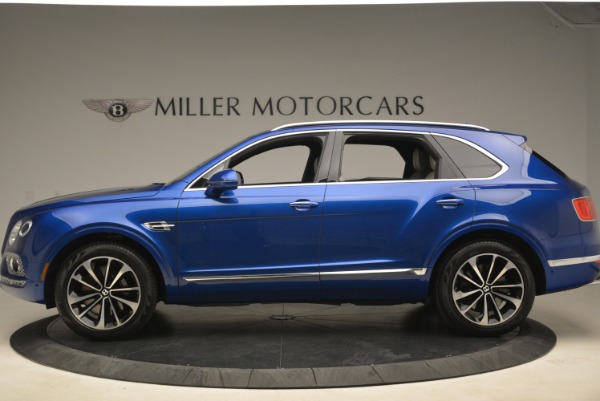 Used 2018 Bentley Bentayga W12 Signature for sale Sold at McLaren Greenwich in Greenwich CT 06830 3