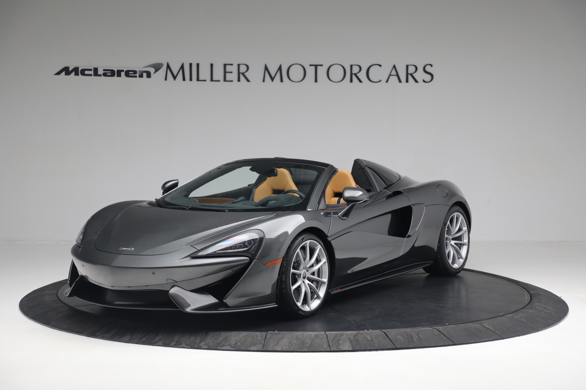 Used 2018 McLaren 570S Spider for sale Sold at McLaren Greenwich in Greenwich CT 06830 1