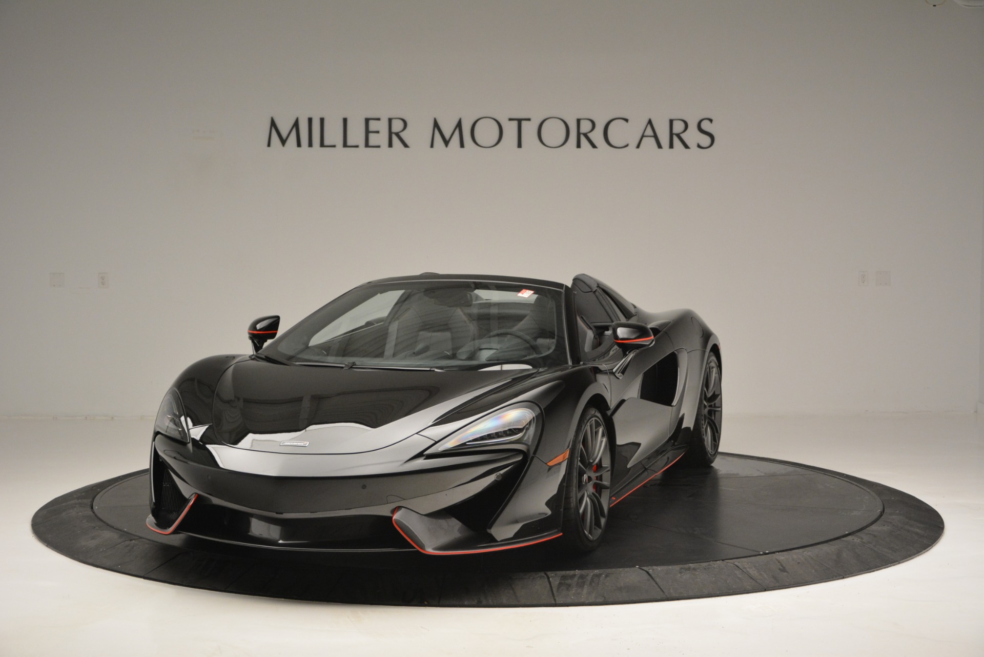 Used 2018 McLaren 570S Spider for sale Sold at McLaren Greenwich in Greenwich CT 06830 1