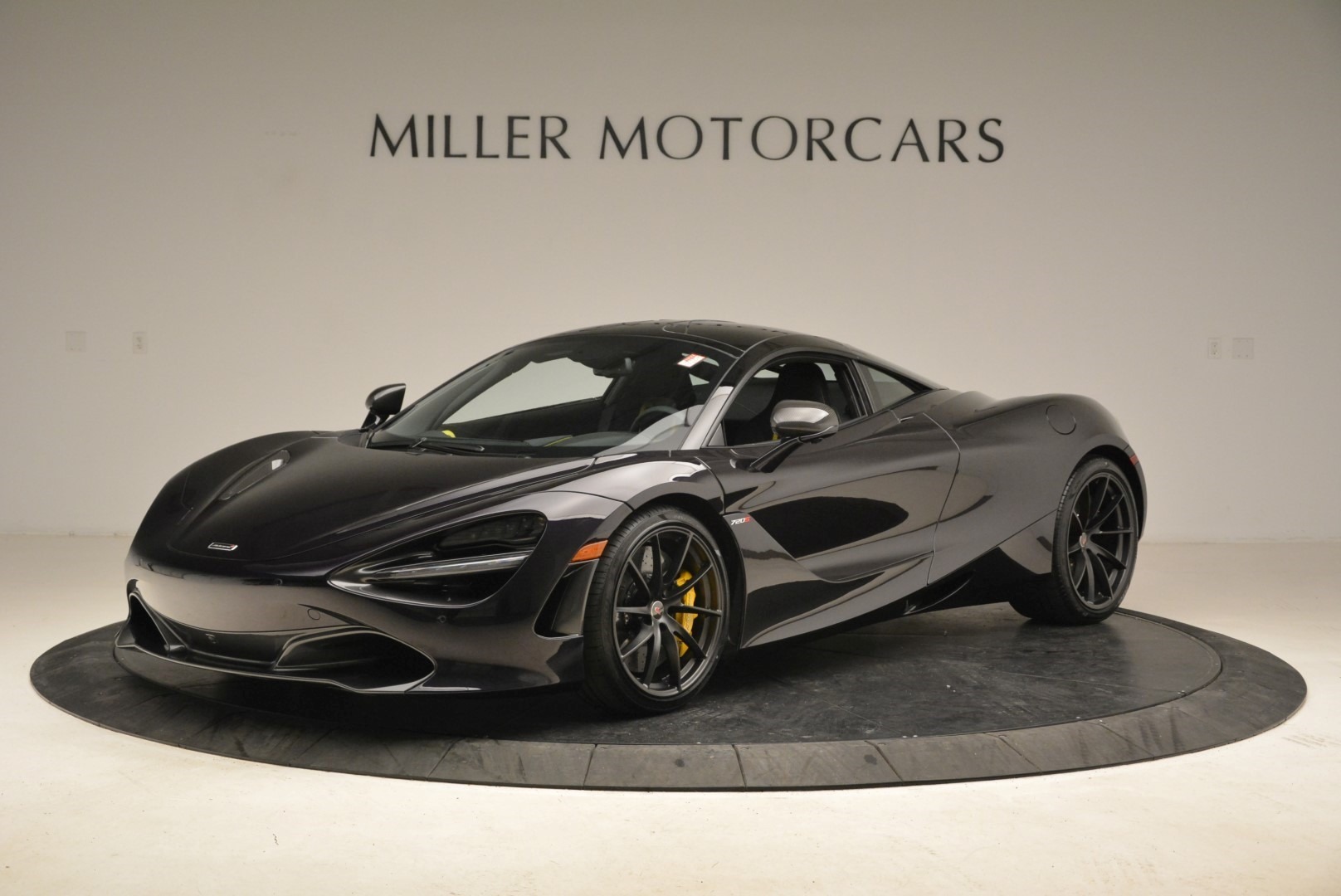 Used 2018 McLaren 720S Coupe for sale Sold at McLaren Greenwich in Greenwich CT 06830 1