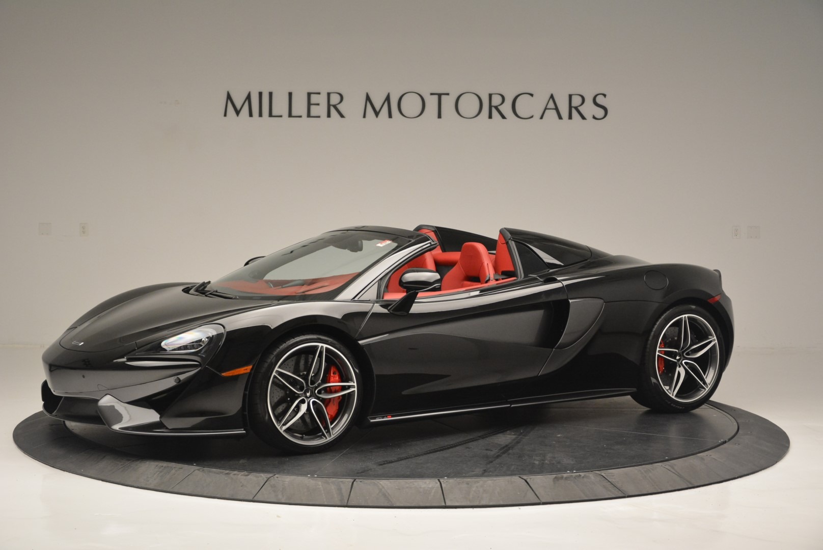 New 2019 McLaren 570S Convertible for sale Sold at McLaren Greenwich in Greenwich CT 06830 1