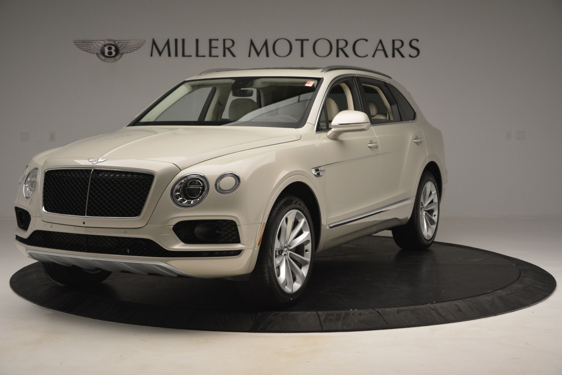 Used 2019 Bentley Bentayga V8 for sale Sold at McLaren Greenwich in Greenwich CT 06830 1