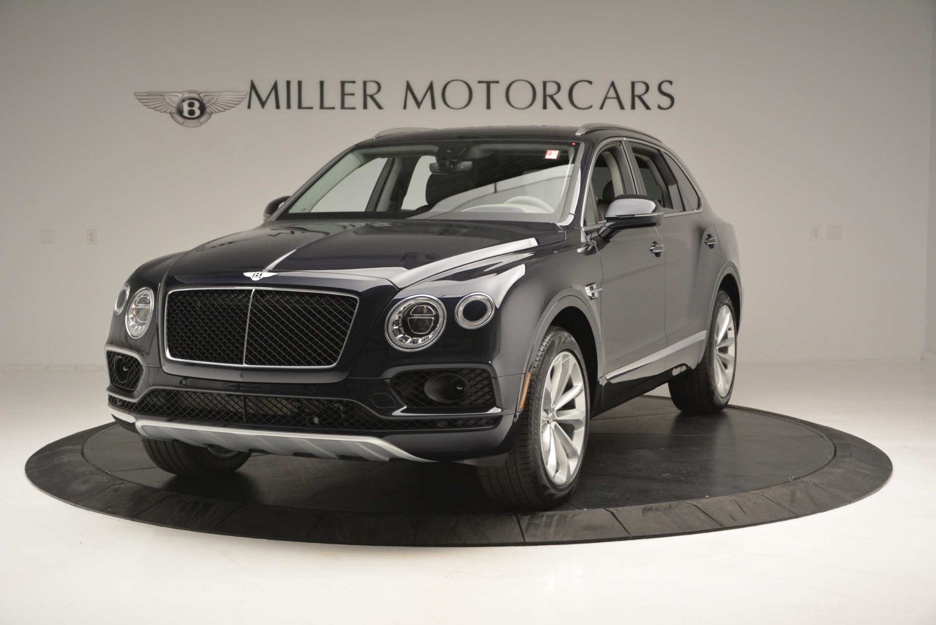 New 2019 Bentley Bentayga V8 for sale Sold at McLaren Greenwich in Greenwich CT 06830 1