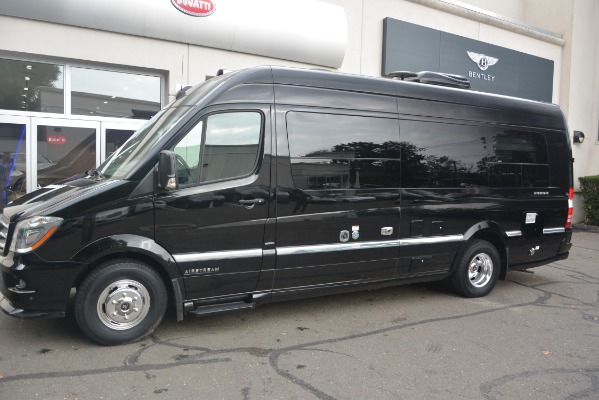 Used 2014 Mercedes-Benz Sprinter 3500 Airstream Lounge Extended for sale Sold at McLaren Greenwich in Greenwich CT 06830 2