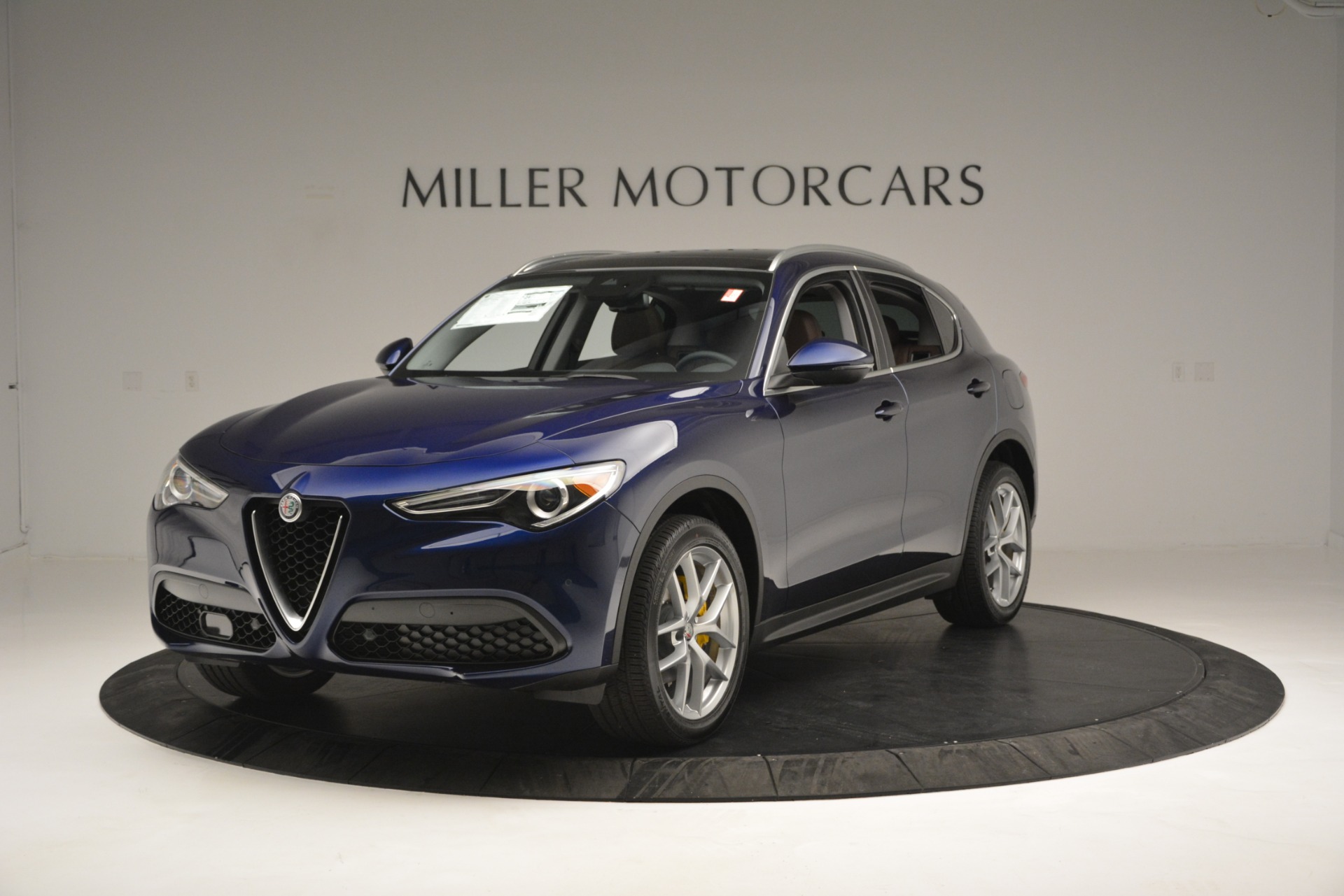 New 2018 Alfa Romeo Stelvio Ti Lusso Q4 for sale Sold at McLaren Greenwich in Greenwich CT 06830 1