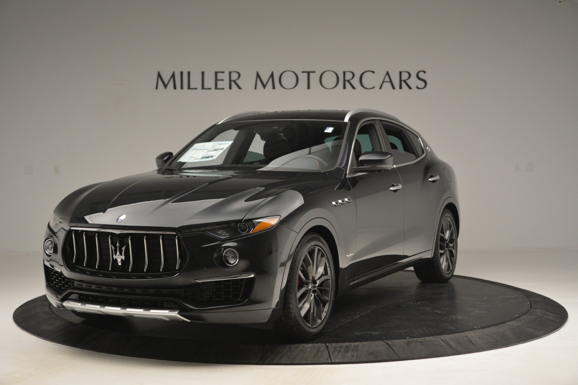 New 2019 Maserati Levante Q4 GranLusso for sale Sold at McLaren Greenwich in Greenwich CT 06830 1