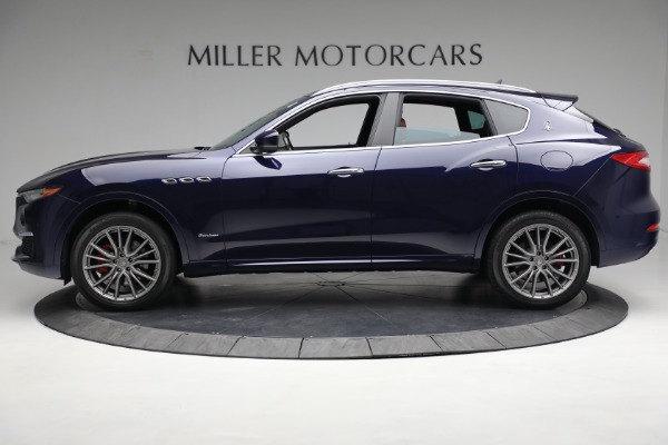 Used 2019 Maserati Levante Q4 GranLusso for sale Sold at McLaren Greenwich in Greenwich CT 06830 3