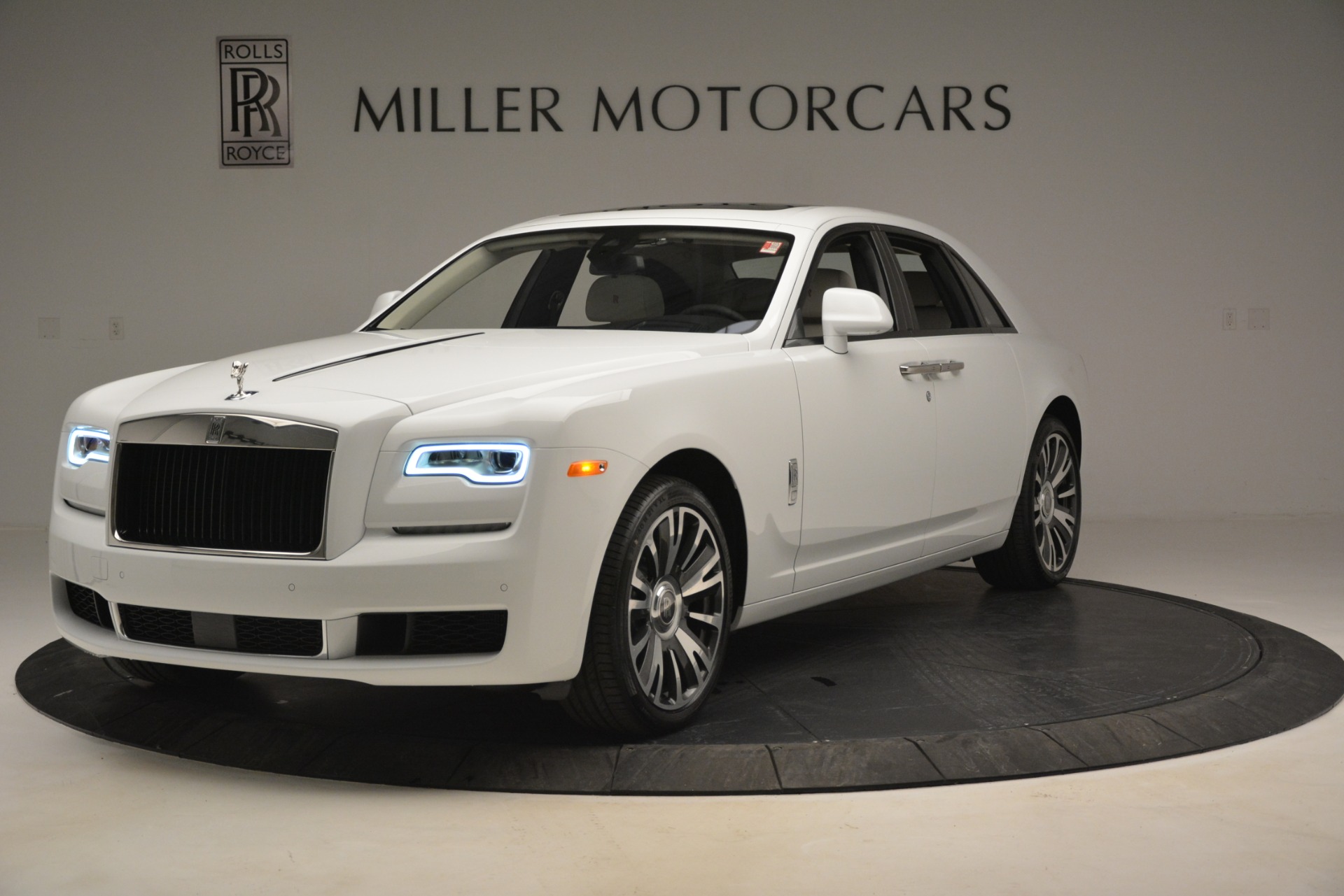 Used 2019 Rolls-Royce Ghost for sale $289,900 at McLaren Greenwich in Greenwich CT 06830 1