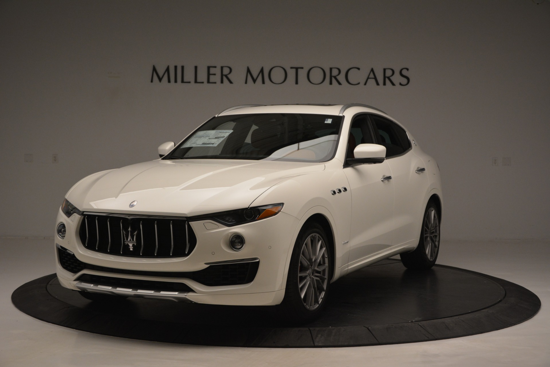 New 2019 Maserati Levante Q4 GranLusso for sale Sold at McLaren Greenwich in Greenwich CT 06830 1