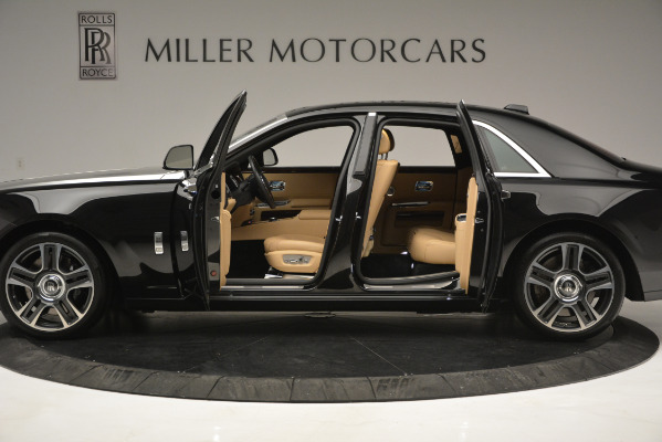 Used 2018 Rolls-Royce Ghost for sale Sold at McLaren Greenwich in Greenwich CT 06830 4