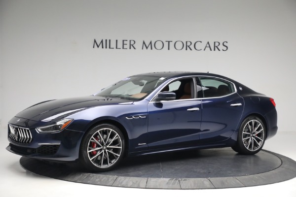 Used 2019 Maserati Ghibli S Q4 GranLusso for sale Sold at McLaren Greenwich in Greenwich CT 06830 2