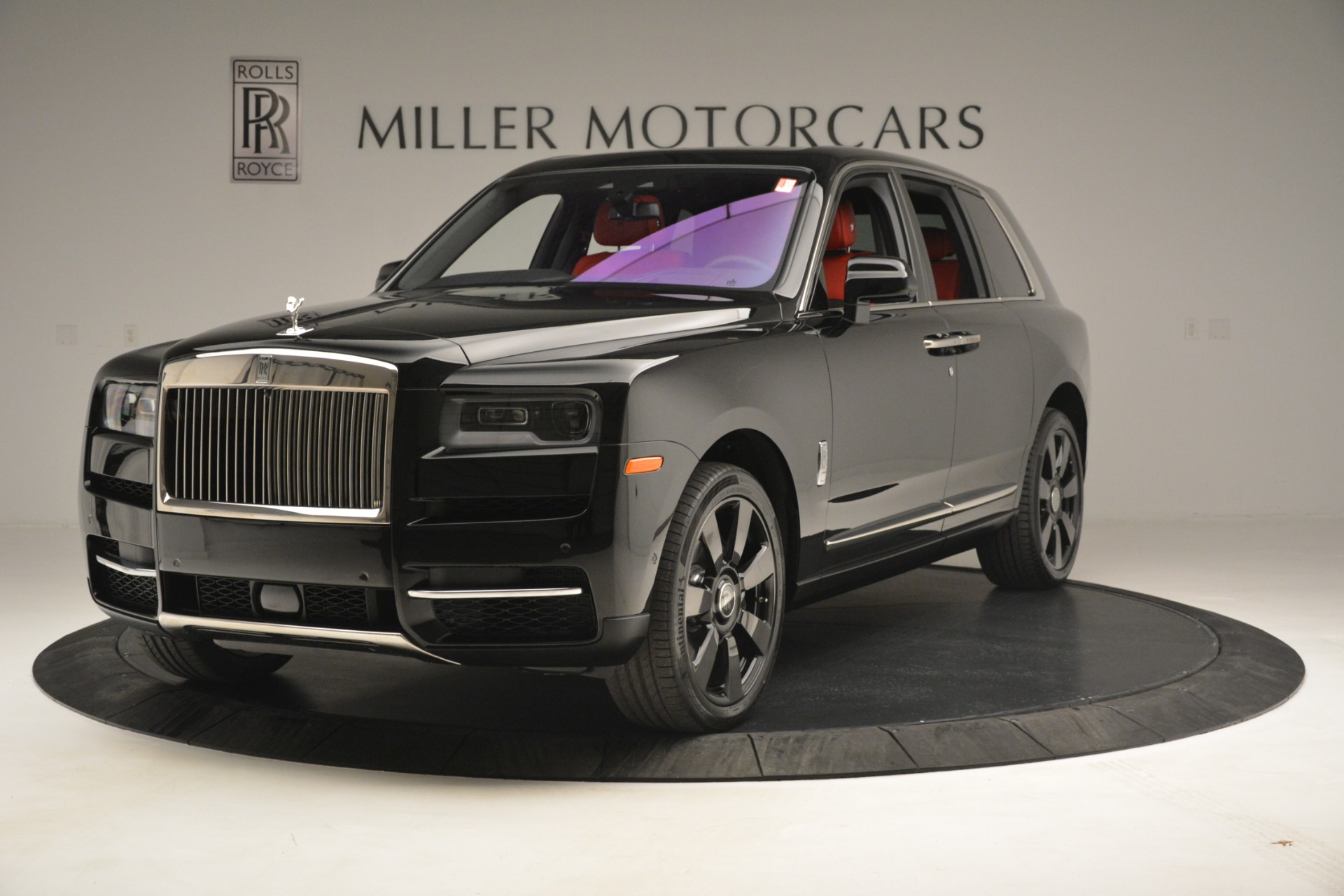 New 2019 Rolls-Royce Cullinan for sale Sold at McLaren Greenwich in Greenwich CT 06830 1