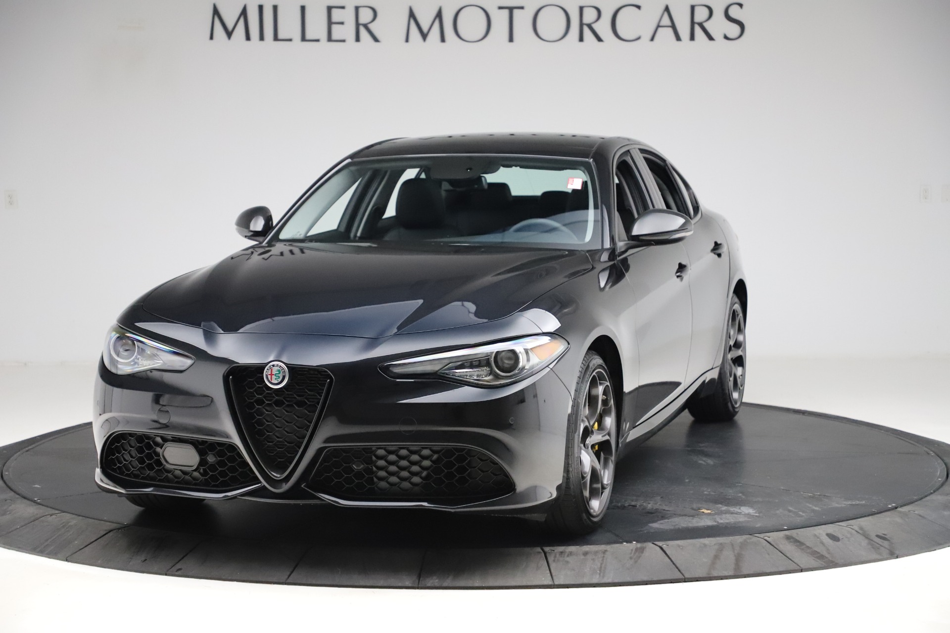 Used 2019 Alfa Romeo Giulia Sport Q4 for sale Sold at McLaren Greenwich in Greenwich CT 06830 1