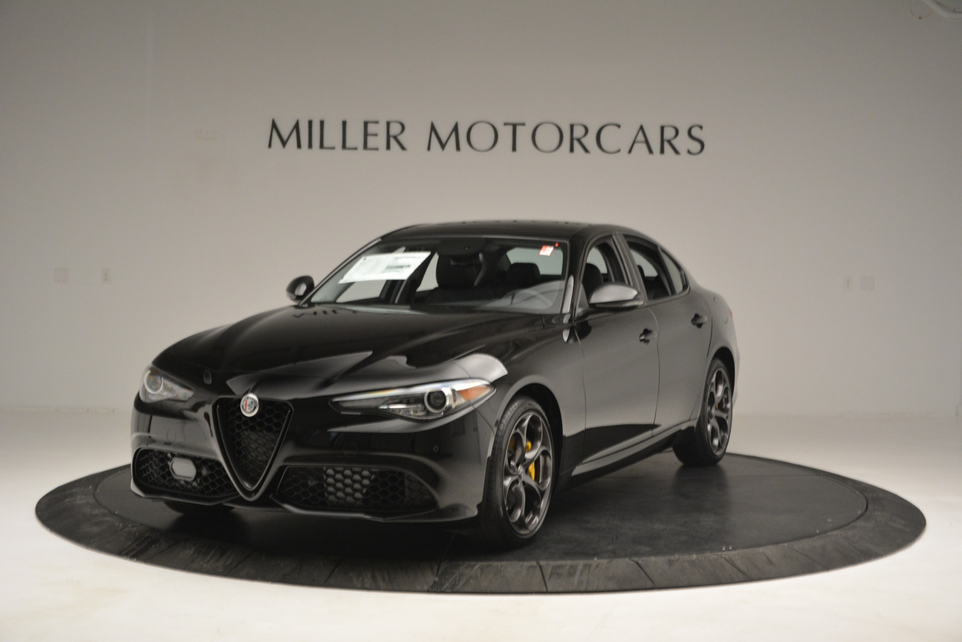 New 2019 Alfa Romeo Giulia Sport Q4 for sale Sold at McLaren Greenwich in Greenwich CT 06830 1