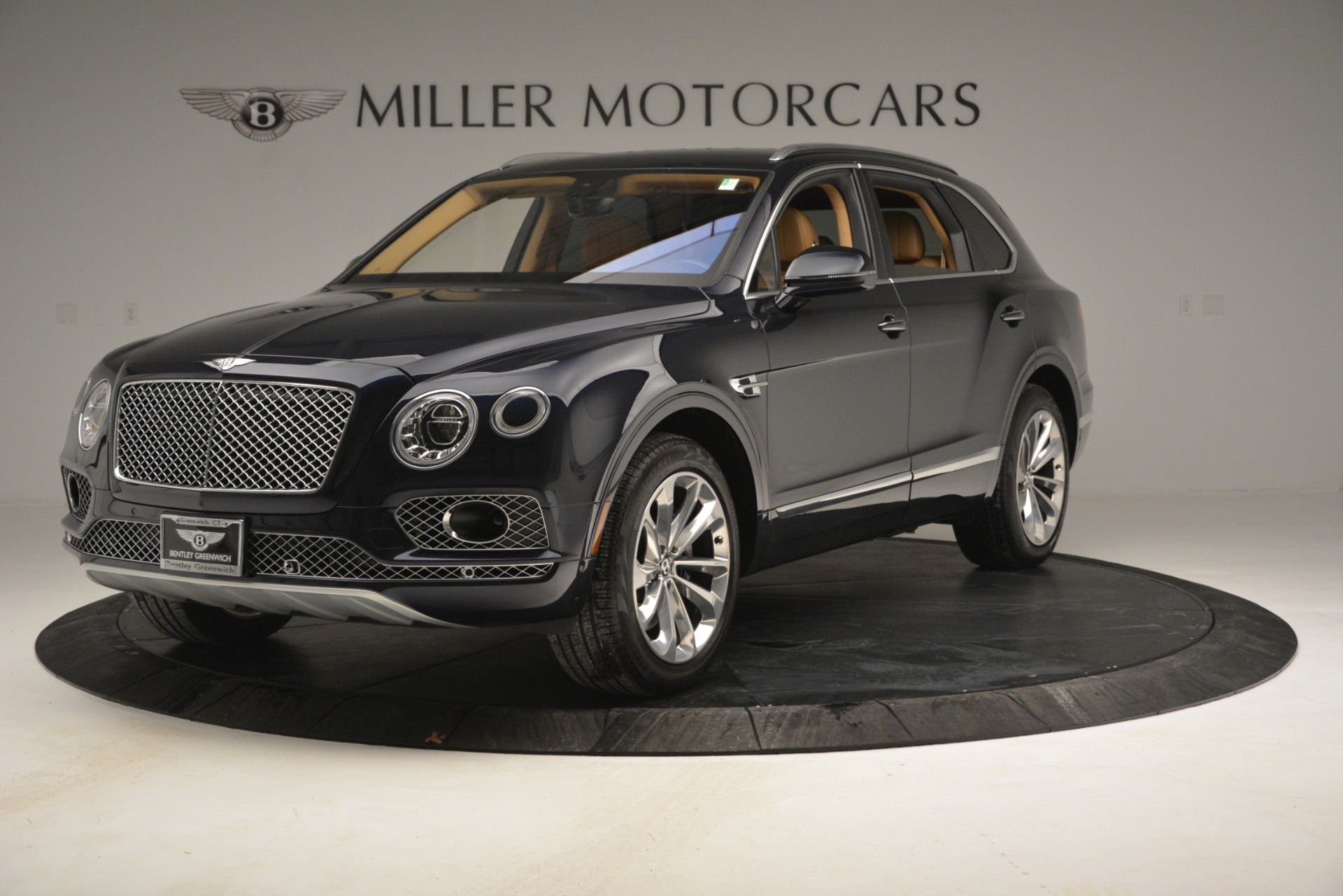 Used 2017 Bentley Bentayga W12 for sale $109,900 at McLaren Greenwich in Greenwich CT 06830 1