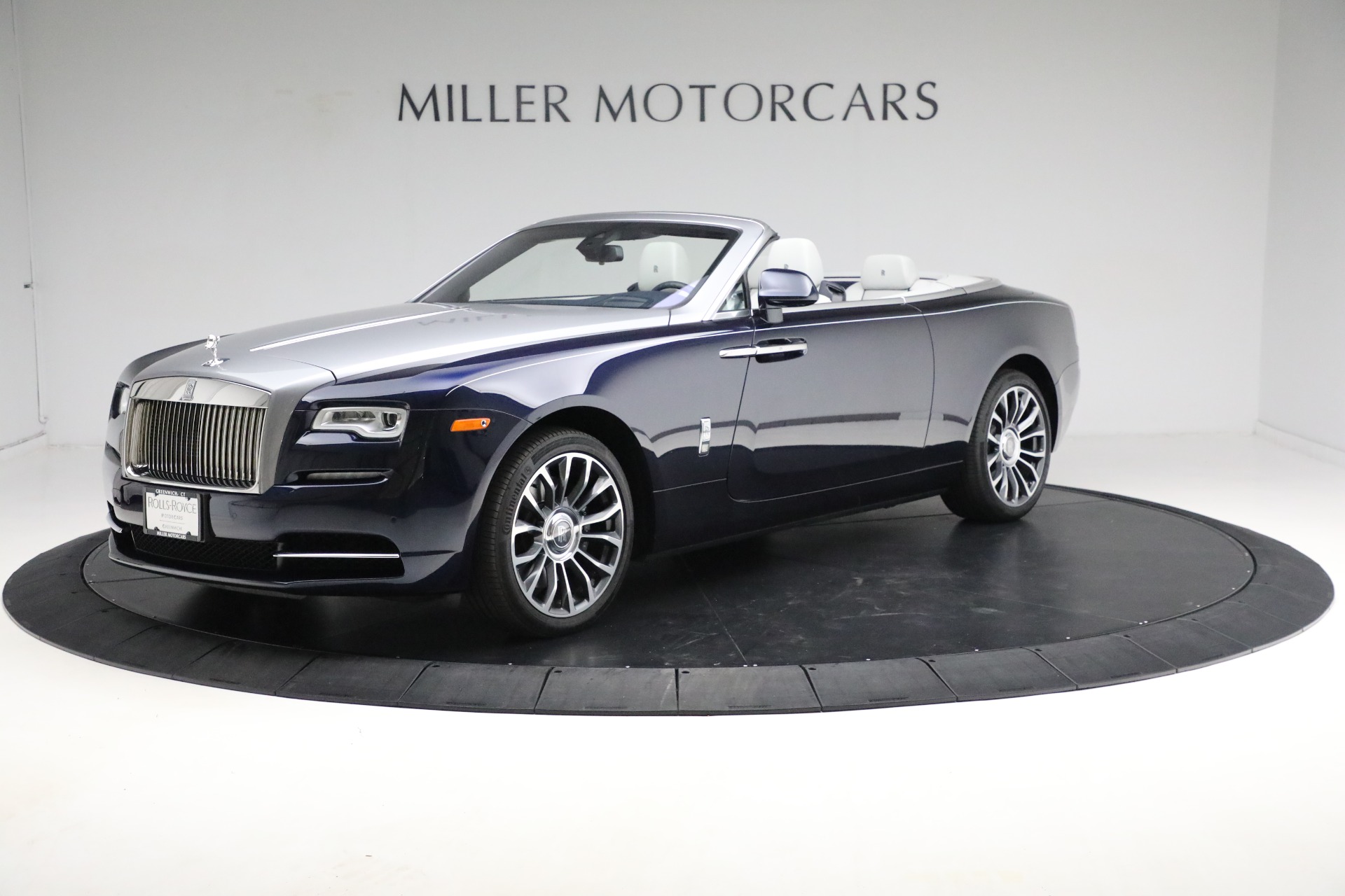 Used 2019 Rolls-Royce Dawn for sale Sold at McLaren Greenwich in Greenwich CT 06830 1