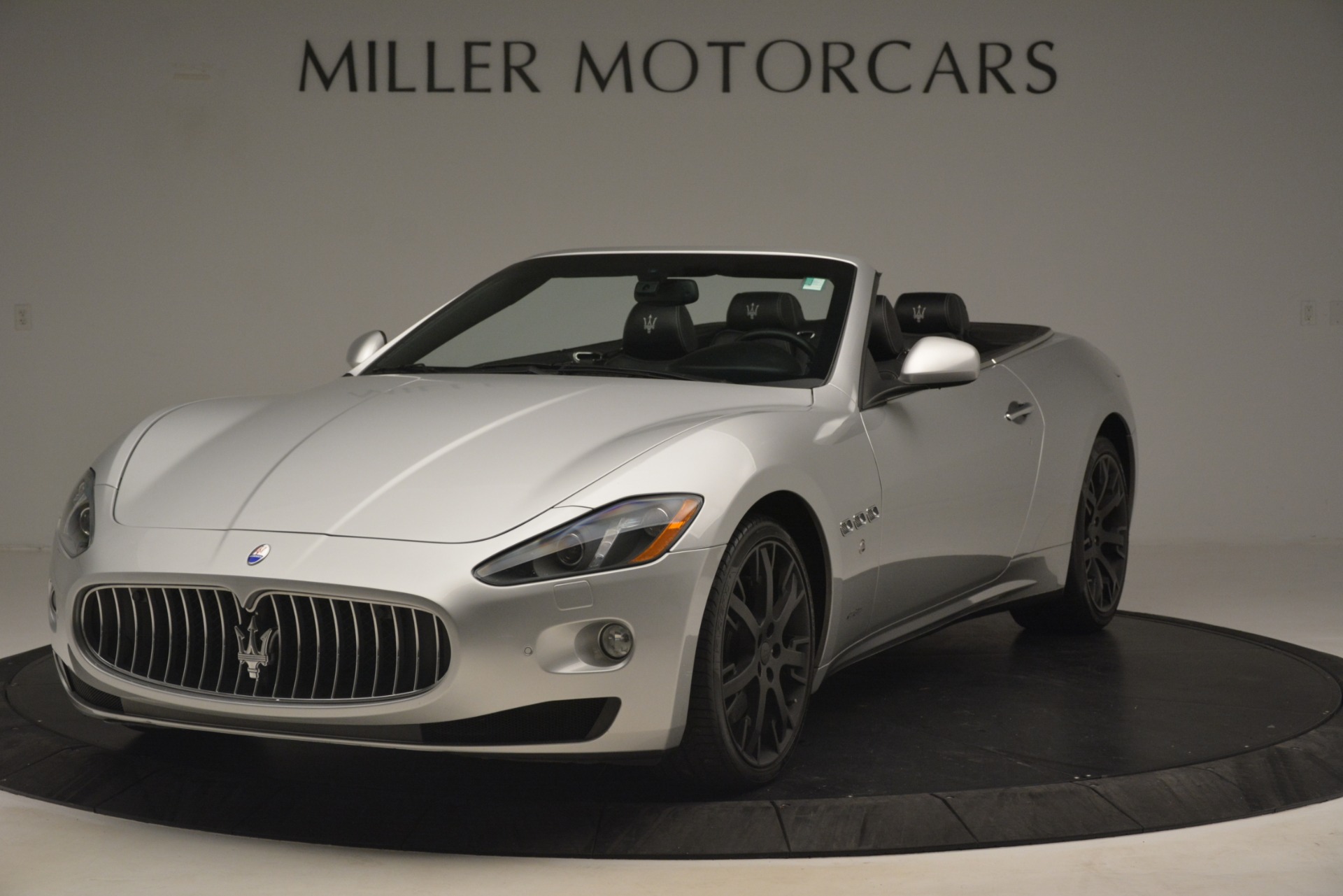 Used 2016 Maserati GranTurismo for sale Sold at McLaren Greenwich in Greenwich CT 06830 1